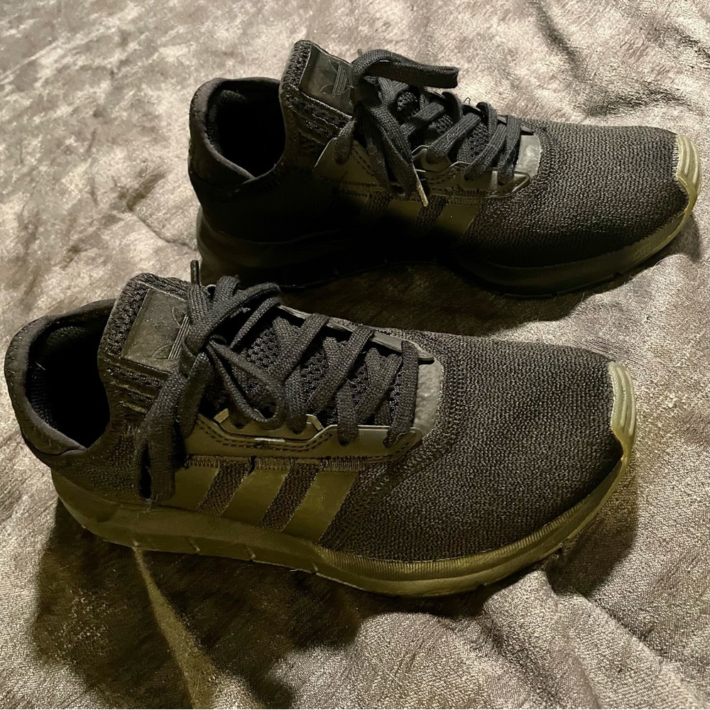 Adidas sneakers, Black, Women’s Size 8.5